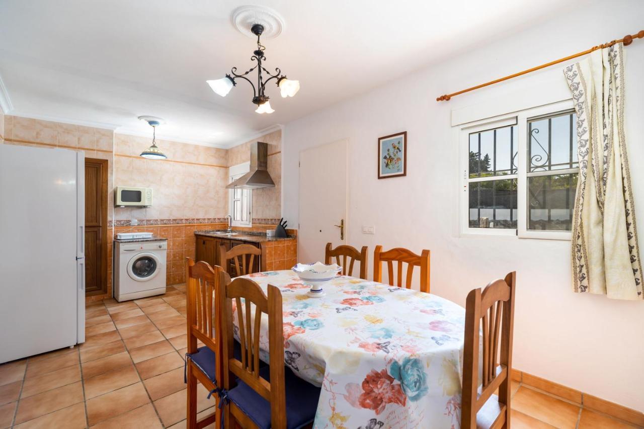 Casa Carlos Con Piscina Privada En Conil Conil De La Frontera Eksteriør billede